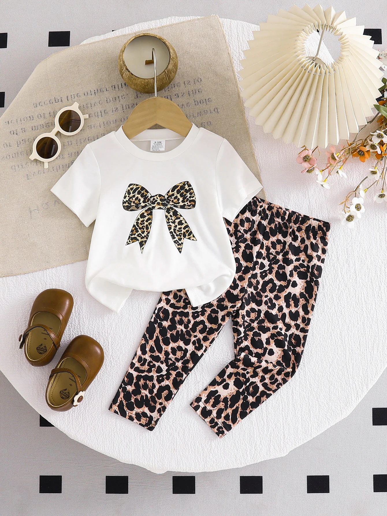 2-Piece Set for Baby Girls: Summer Thin Long Pants Outfit, Baby Girl Bow Print Round Neck Short-Sleeve Pullover Top + Elastic Waist Leopard Print Pants, Cute and Fashionable Versatile Outfit for Girls, Newborn Birthday Gift, Comfortable and Soft, Suitable for Ages 0-1-2-3, 6-9 Months, Suitable for Outdoor Activities, Casual Wear, Parties, Festivals, Eid, Easter, Carnival