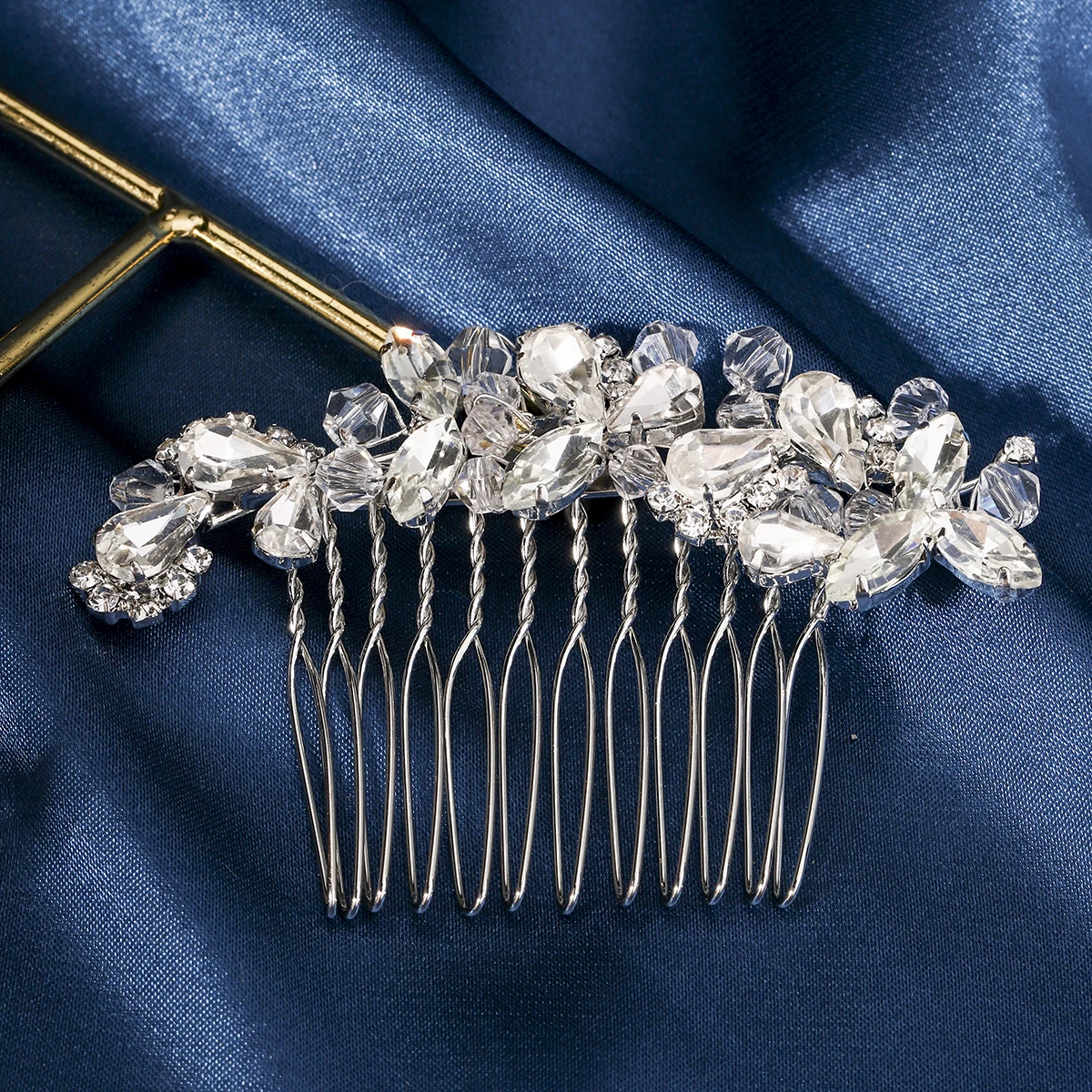 Bridal Wedding Hair Accessories Crystal Flower Hair Combs Clips for Women Bride Headpiece Bridesmaid Party Jewelry Gift image 3