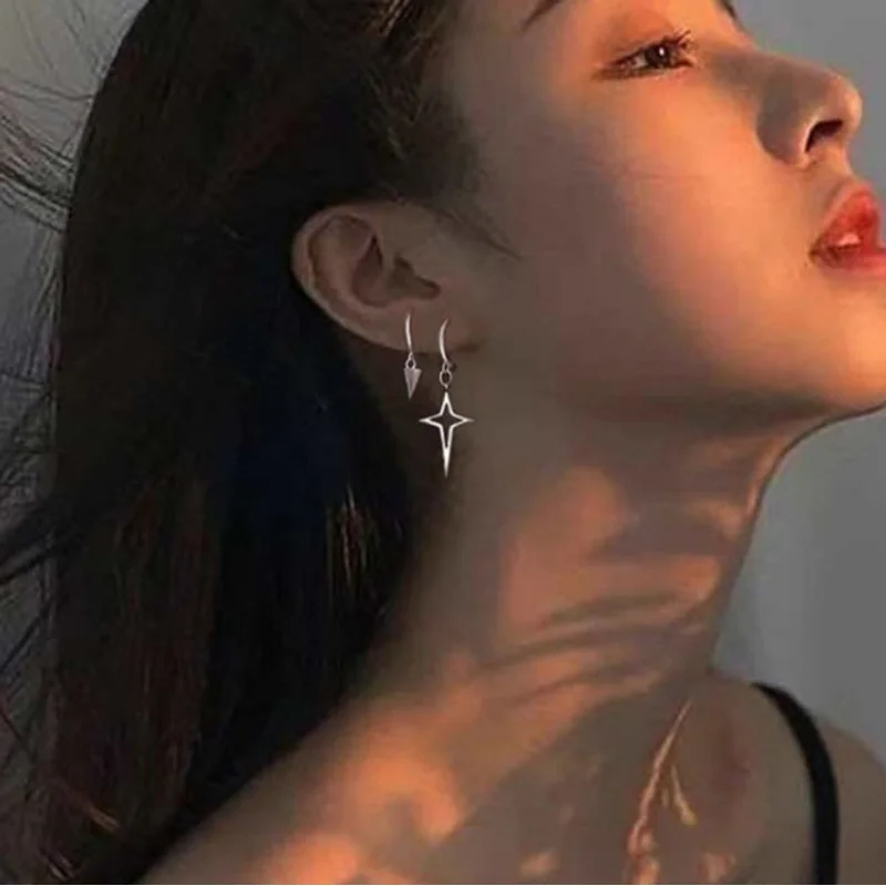 EVISPOL Dangle Earring Star Small Hoop Earring For Women Girls Dainty Huggie Hinged Dangling Earring For Party Star Earrings