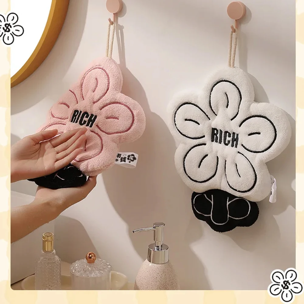 

rich Coral fleece thickened hand towel, kitchen hanging dual-purpose towel, quick water absorption and drying without shedding