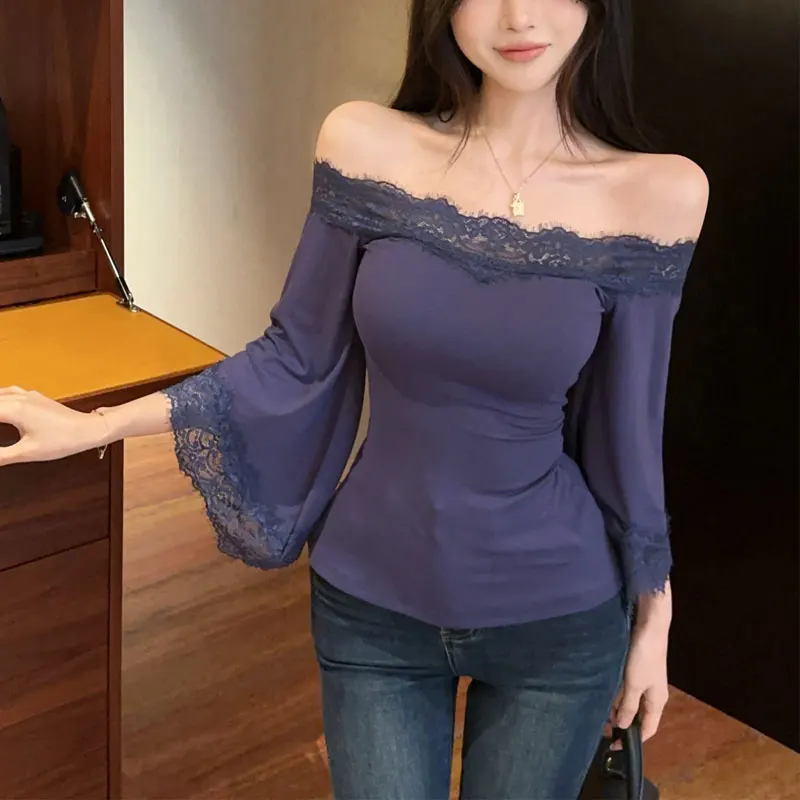 

Fashionable Lace Spliced Pullovers Female Clothing Solid Color Spring Autumn Sexy Slash Neck Slim Casual Flare Sleeve T-shirts
