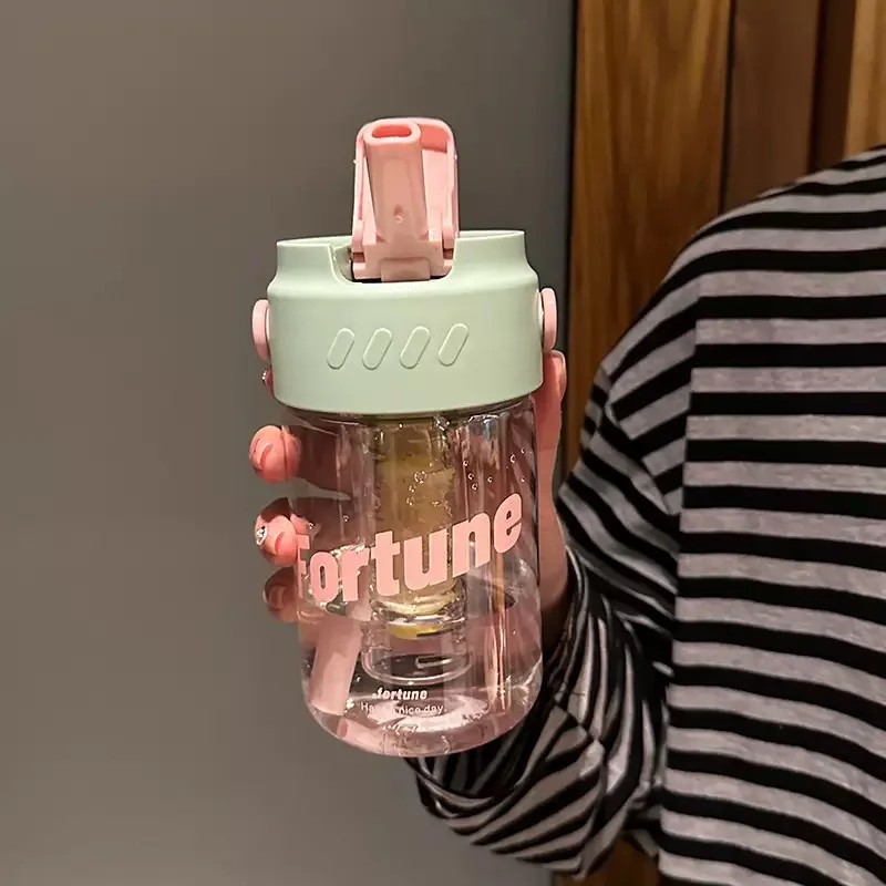 

600/800ML Letter Plastic Cup, Fashionable Outdoor Portable Straw Plastic Cup, Summer Student Children's Water Cup