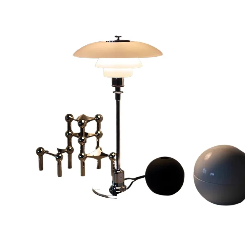 

Nordic Danish designer desk lamp, living room, bedroom, medieval Haobaosi foreign trade spot source