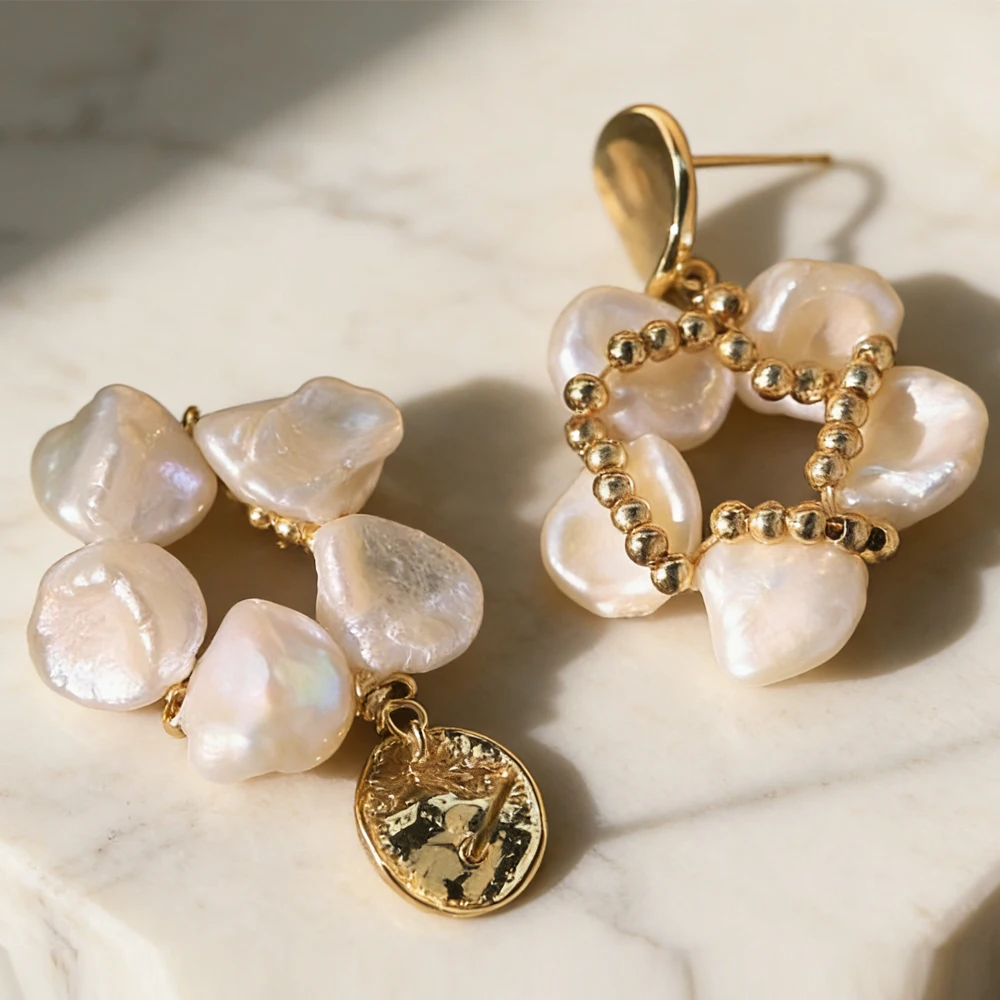 

Бусины из пресноводного жемчуга в стиле барокко, 4-лепестковые серьги-гвоздики с цветком для женщин, элегантные универсальные висячие серьги, очаровательные подарки, ювелирные изделия