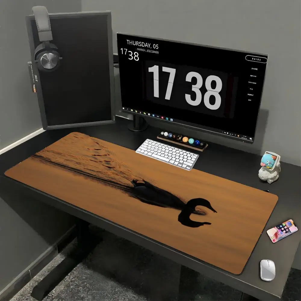 

Duck Shadow Mouse Pad Large Desk Accessories Desk Pad Rubber Base with Stitched Edge Mousepad Non-Slip Mousepad for Office 40X90