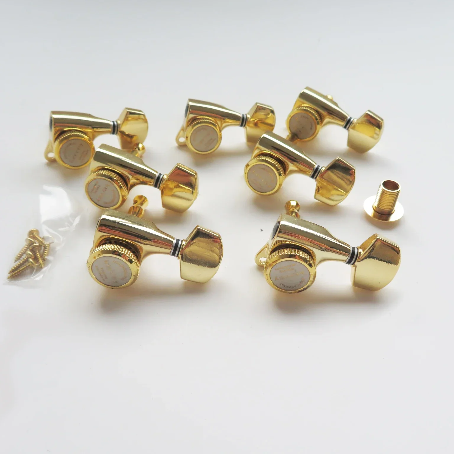 

1 set 6R/6L/7R of golden guitar string tuners
