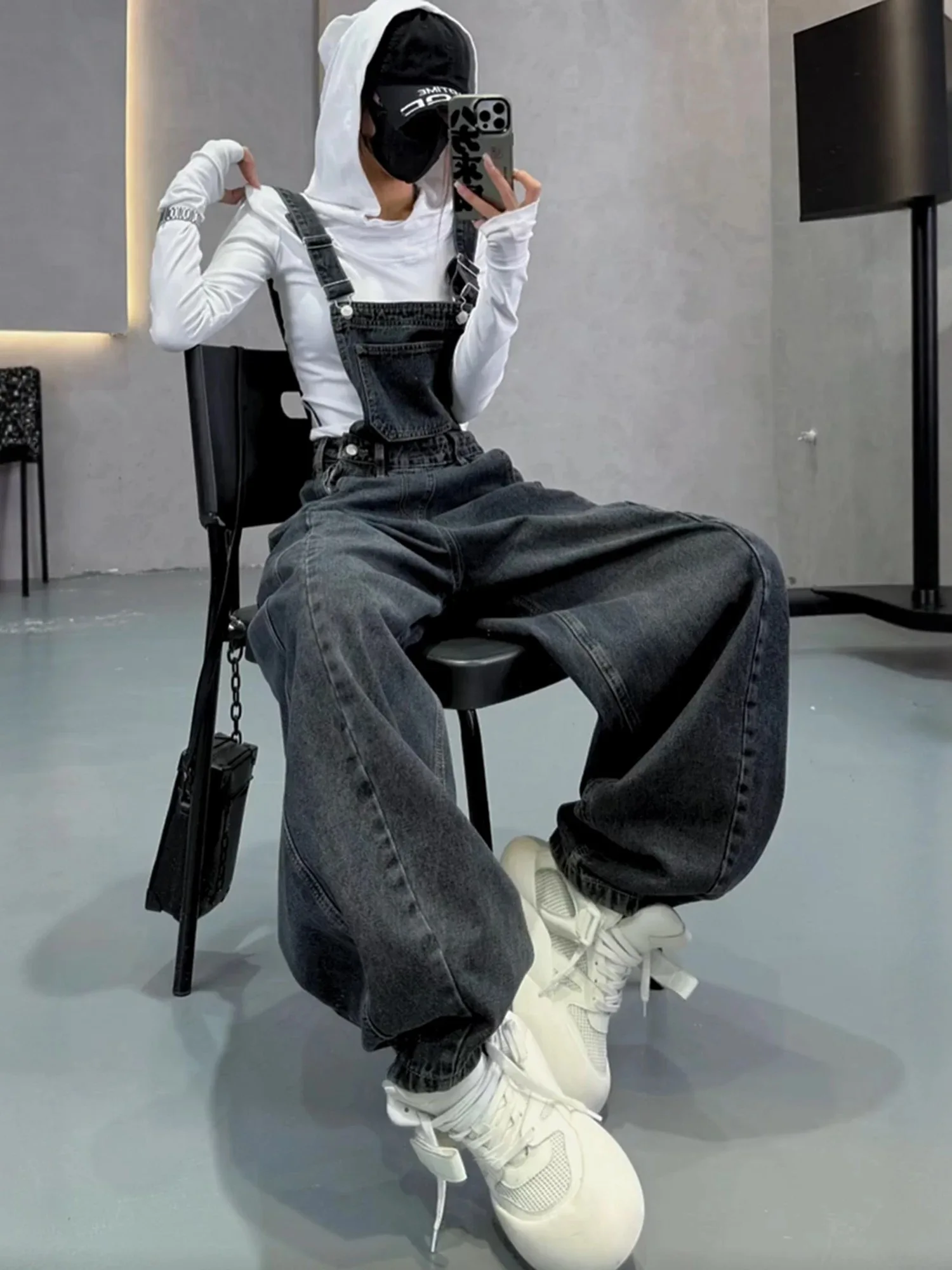 

High Waist Loose Women's Denim Overalls Thickened Knife-pleated Pants High Street Style Autumn Spring Season Zipper Closure