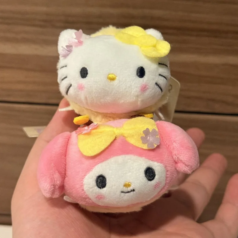 

Cute Bee Costume Hello Kitty My Melody Plush Keychain Cartoon Bee Striped Plush Toy Anime Peripherals Holiday Gift for Friends