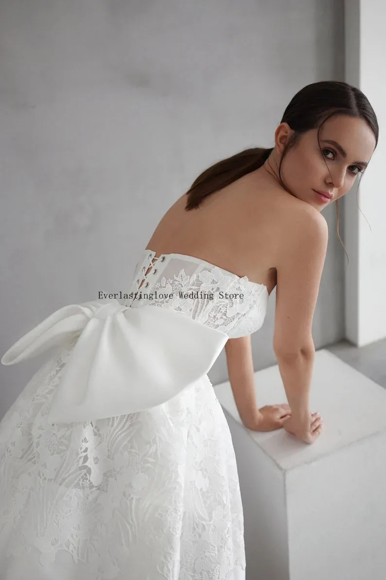 Modern Sweetheart Lace Applique Satin A Short Satin Wedding Dresses Corset Custom Made 2024 Rode De Morrie