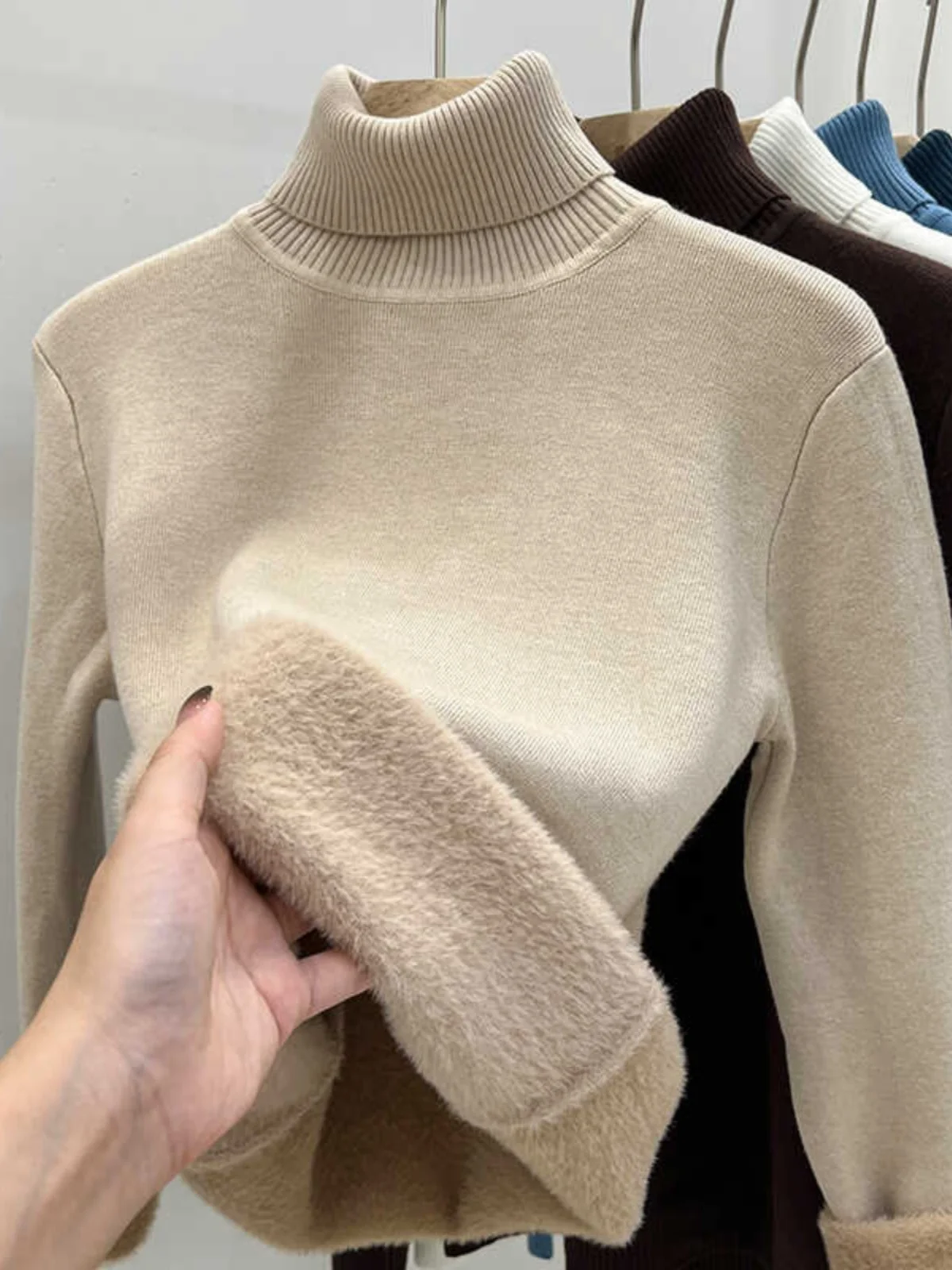 

Thiened Fce High Collar Sweater Women's 2025 Autumn Winter New Sle Inteated Fce Inner Knitted irt Base irt Top