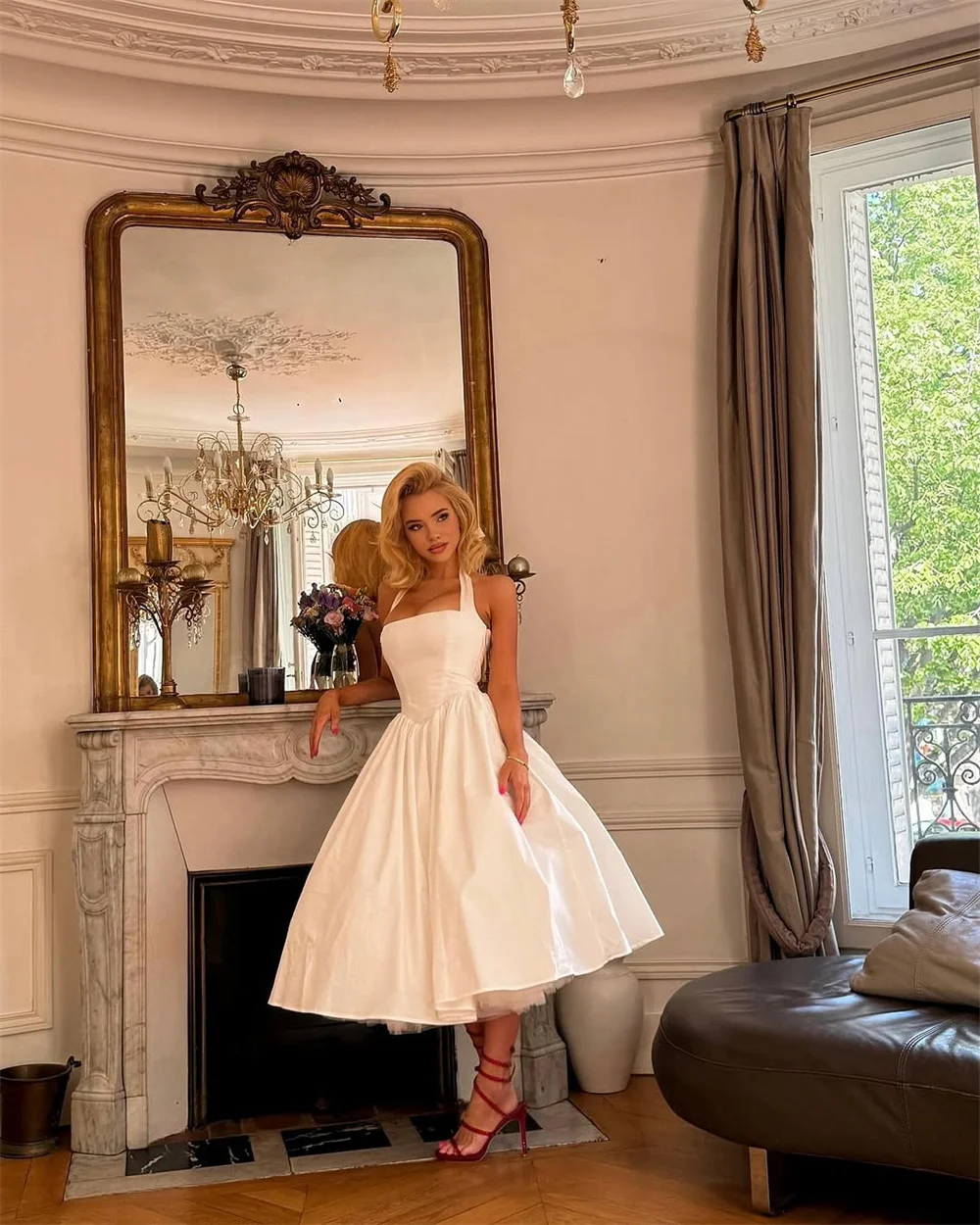 Amanda Customized White Halter Neck A-Line Prom Dresses Sleveeless Pleated vestidos de noche Elegant Tra-length Evening dresses