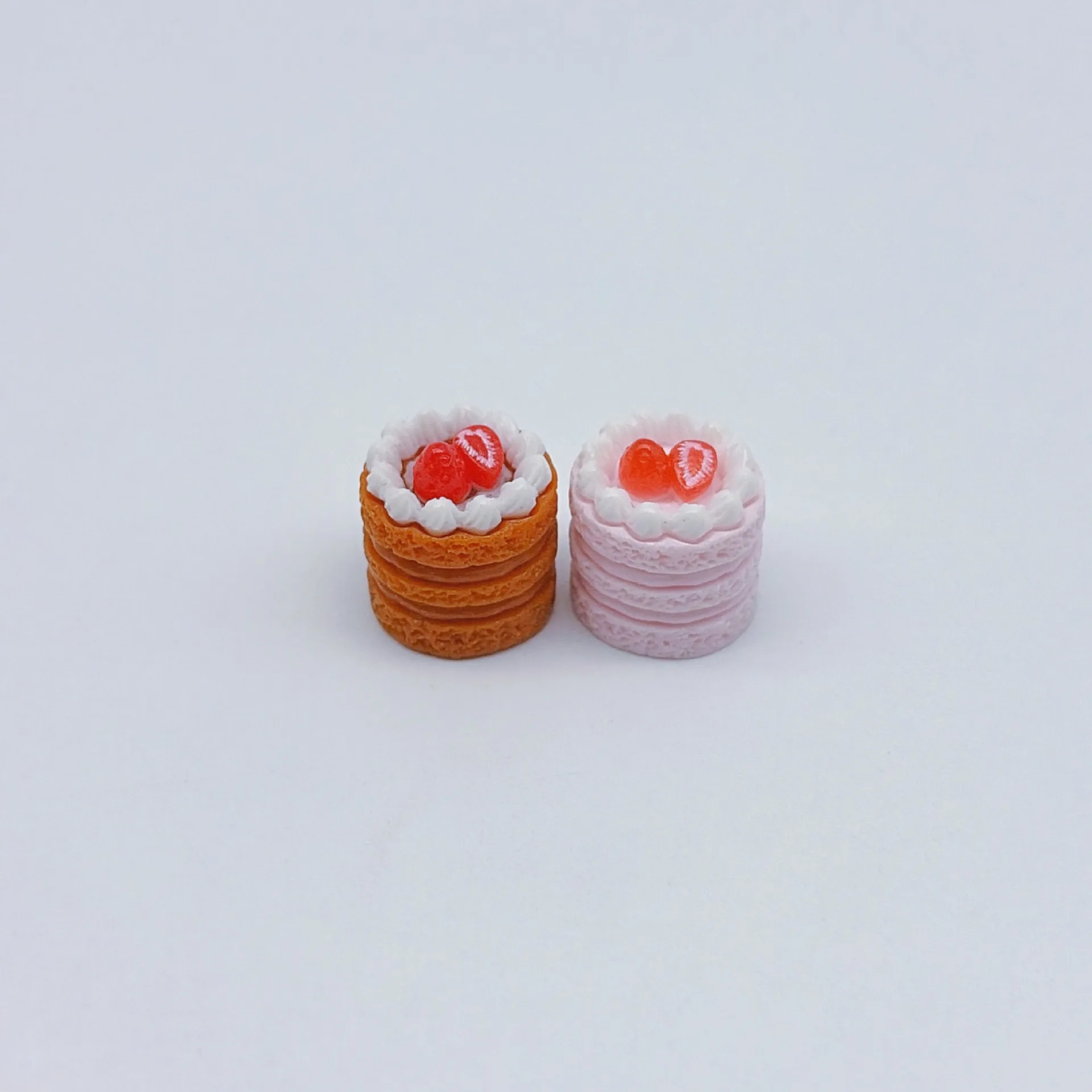 10 Stück Mini-Cupcake-Simulationsbackwaren, Miniatur-Dekoartikel für Puppenhäuser – Detail 7