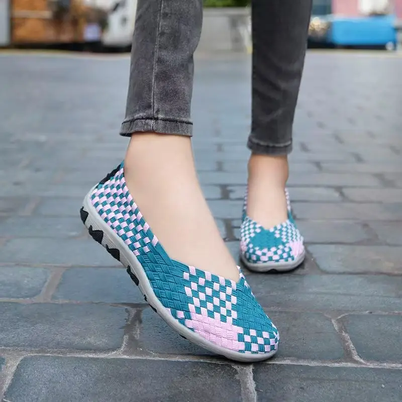 

Women Hand Woven Elastic Big Size Casual Shoes Spring Summer New Soft Sole Lightweight Breathable Shallow Slip On Walking Shoes