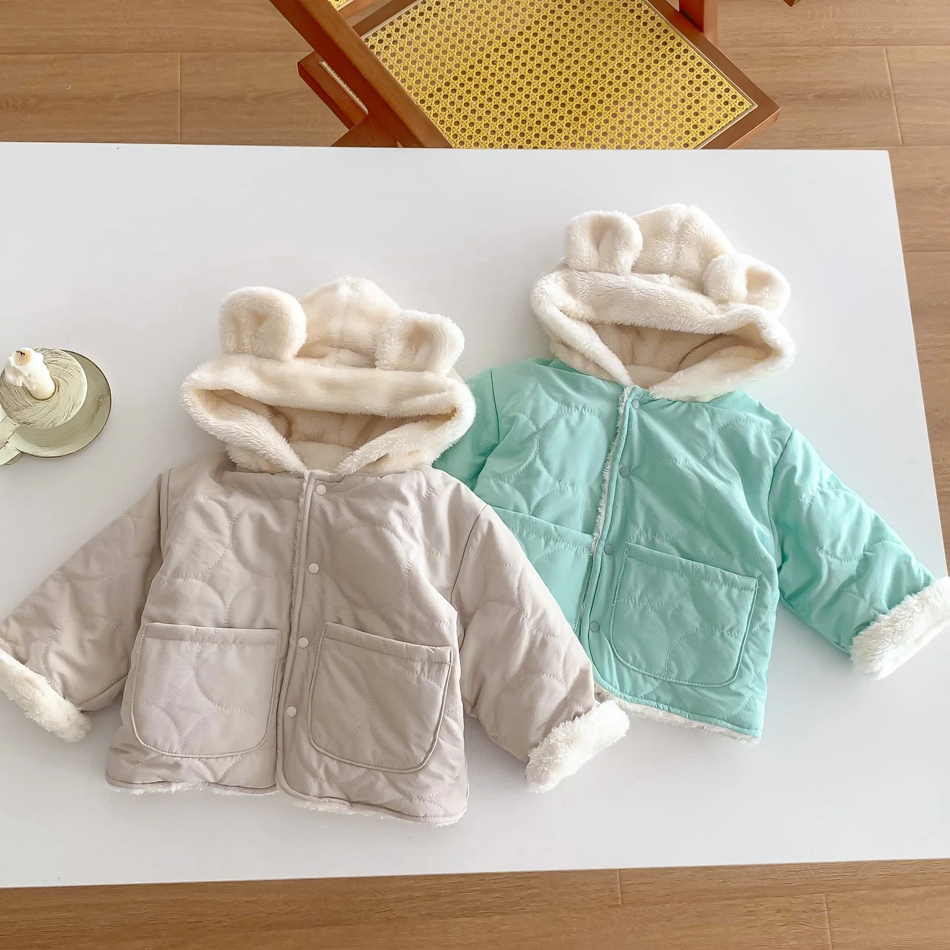 

Angoubebe 555C200 Infant Baby Unisex Cozy Solid Color Reversible Coat with Fluffy Hat Wholesale