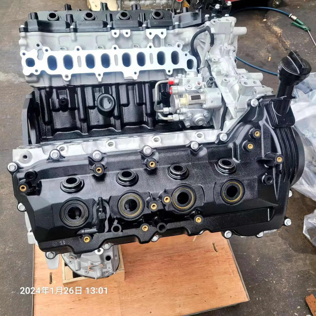 Available from stock Toyotas Land Cruiser Diesels Engine 1vd/ 1vd Ftv 4.5L V8 Engine Assembly