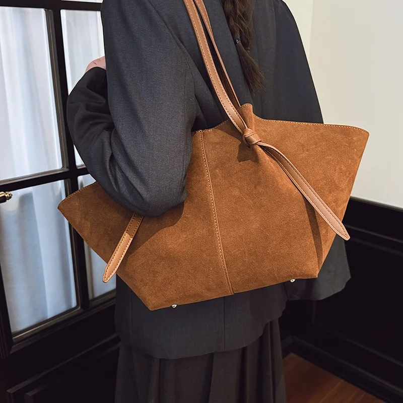 

Faux Suede Tote Bags For Women Luxury Designer Handbags Purses 2025 New Vintage Large Capacity Shoulder Bag Fashion Shoppingbag