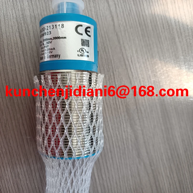 

Distance Sensor UM12-1172251 UM12-1172271 UM12-1172211 UM12-1172261 UM12-1192211 UM12-1192251 UM12-1192261 UM12-1192271