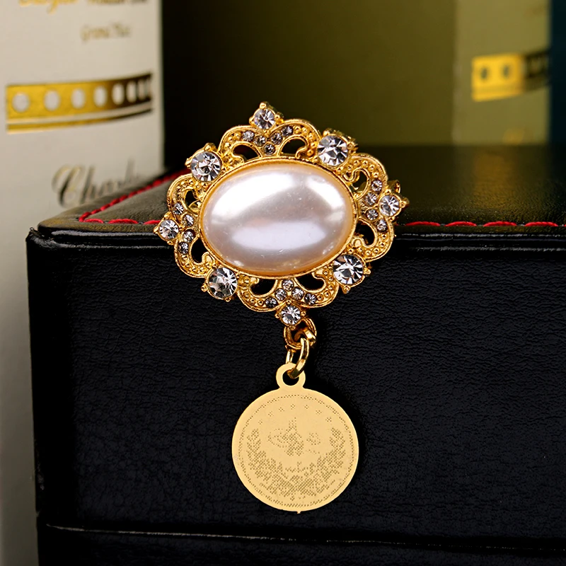 Pearl Brooch Pin for Women Gold Plated Turkish Coin Hajib Pin Ethnic Women Jewelry Vintage Mother Day Gift Robe Accessory
