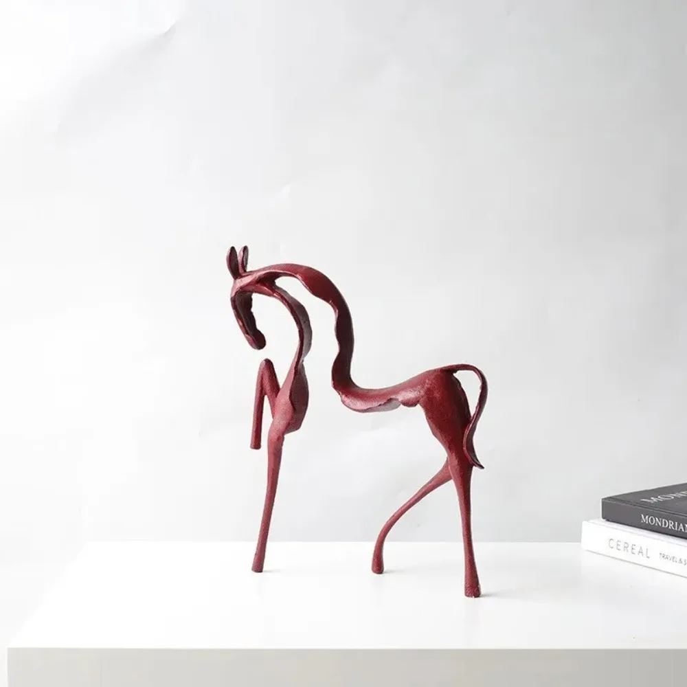 Black Cast Iron Abstract Horse and Deer Statue, Simulated Animal Model Sculpture, Office Desk Ornament, Modern Home Decoration