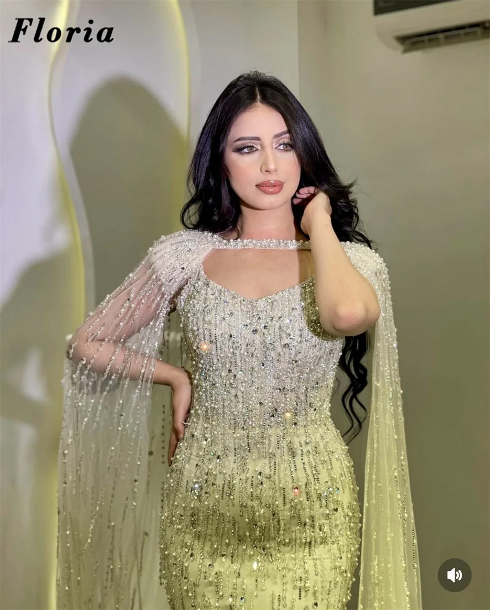 

Heavy Beaded Crystals Evening Dresses With Cape Sleeves Customized Dubai Designed Fomal Prom Dress 2026 Long Wedding Party Gowns