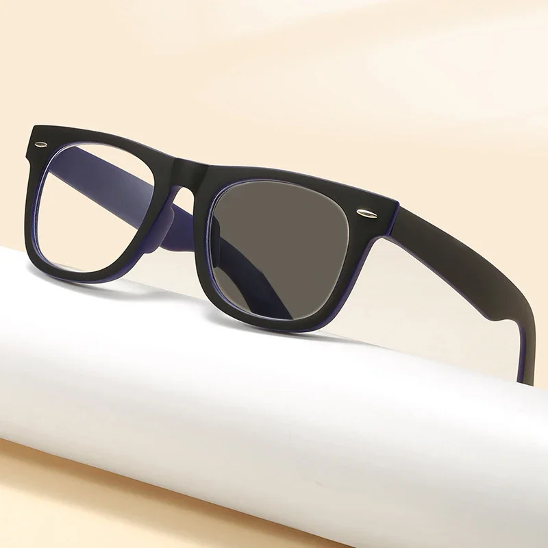Photochromic High-definition Reading Glasses Indoor Outdoor Dual-use Presbyopia Glasses Anti Blue Light Color Changing Glasses