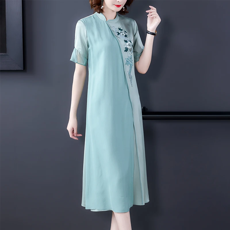 

Women Embroidery Silk Dress 2022 Summer Elegant Stand Collar Flowers Dresses Ladies Short Sleeve Poplin Long Dress