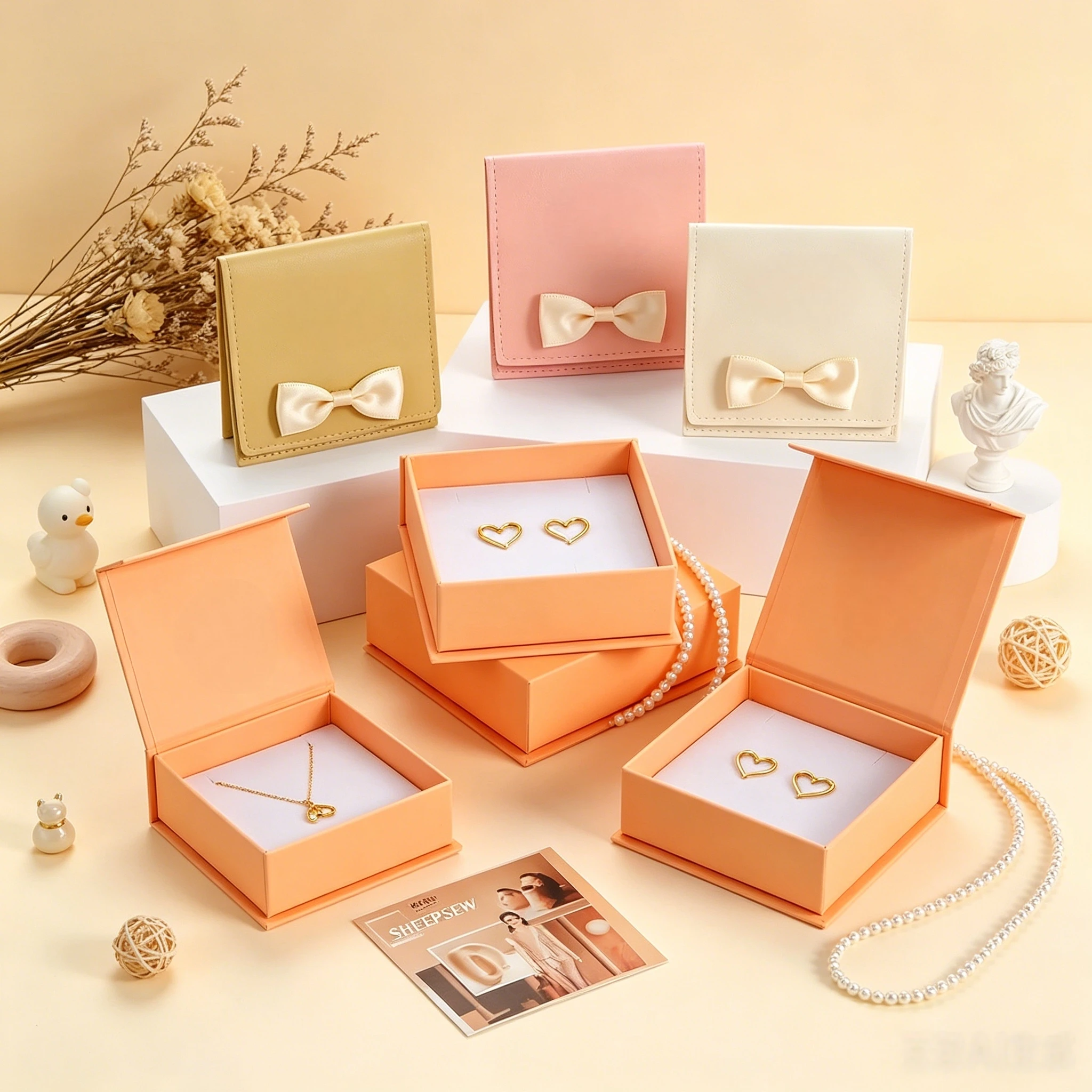 boite-a-bijoux-magnetique-en-carton-de-luxe-personnalisee-sheepsew-pour-l'emballage-de-bijoux