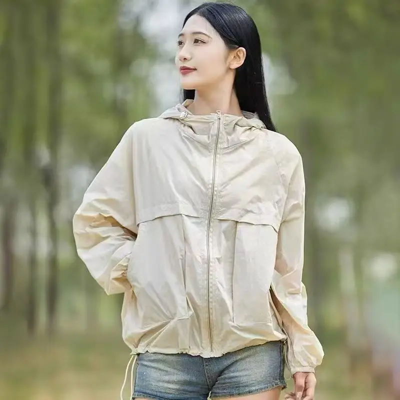 2026 Summer New Sunscreen Coat Women Hooded Portable Quick-drying Fashion Jacket Breathable Thin Outwear Simple Overcoat Ladies