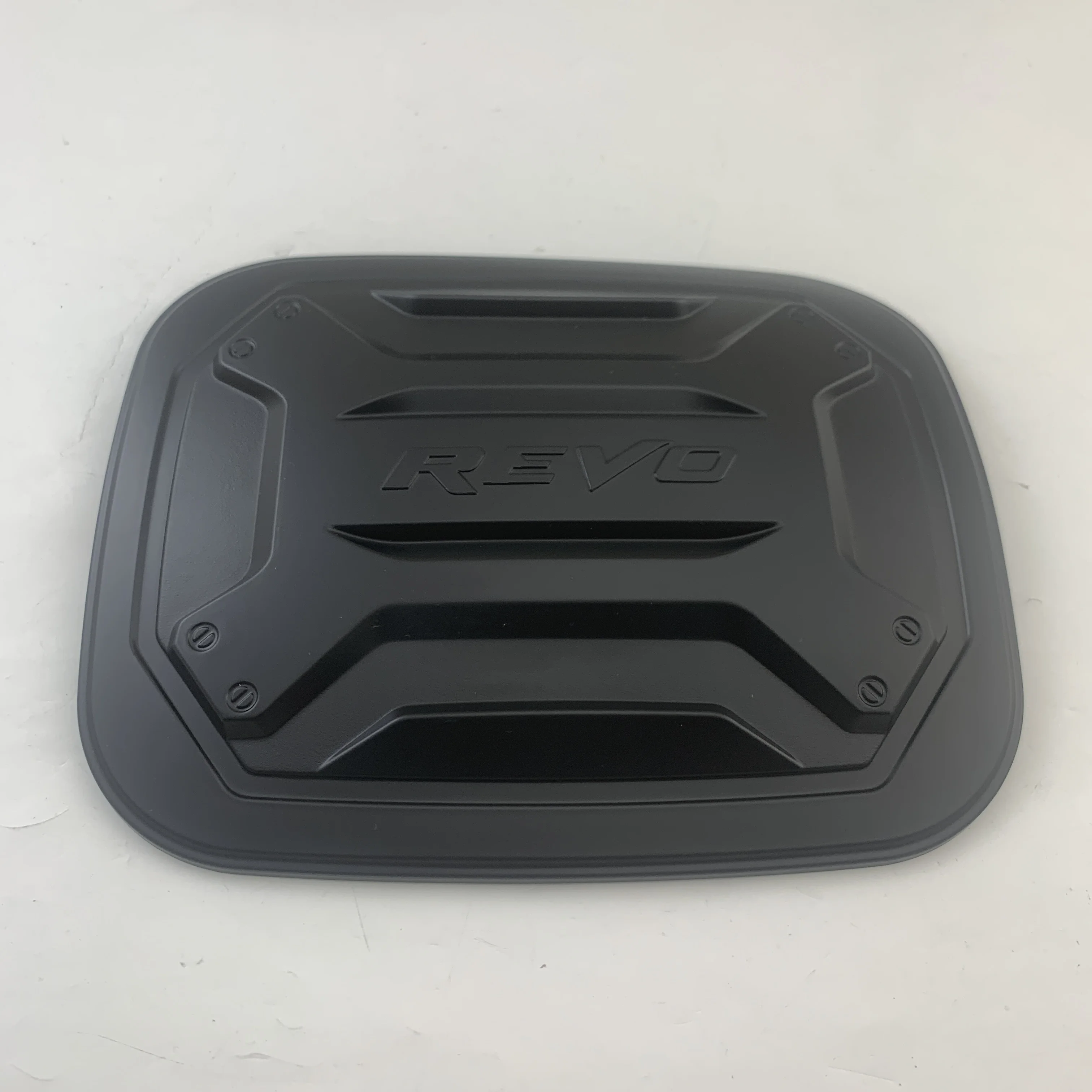 New Style Car Black Accessories Plated Fuel Tank Cover Trim Paste 2020 2021 2022 2023 For TOYOTA Hilux Revo Chrome Covers - Image 2