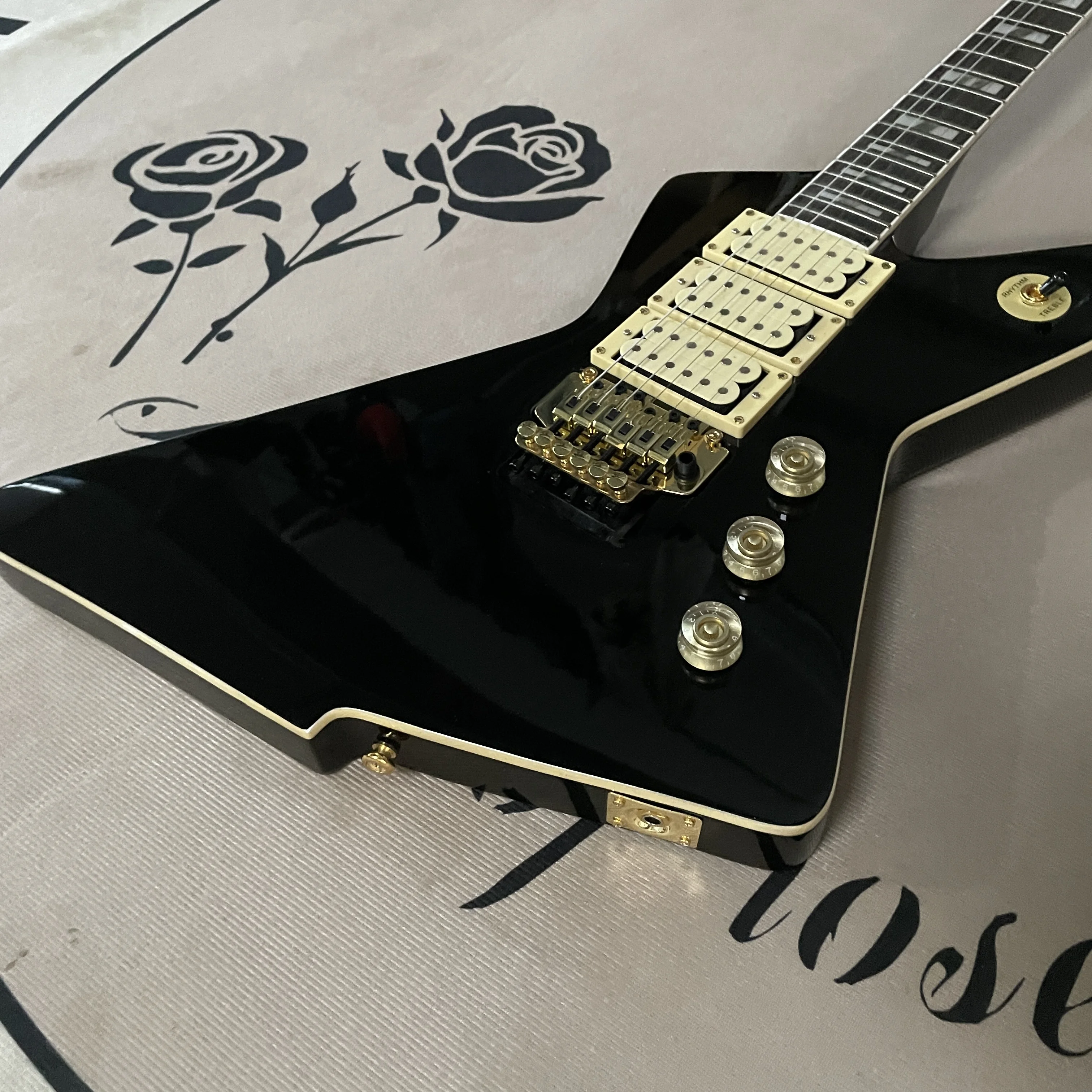 Thumbnail 2 - #5 Latest Guitars Offers