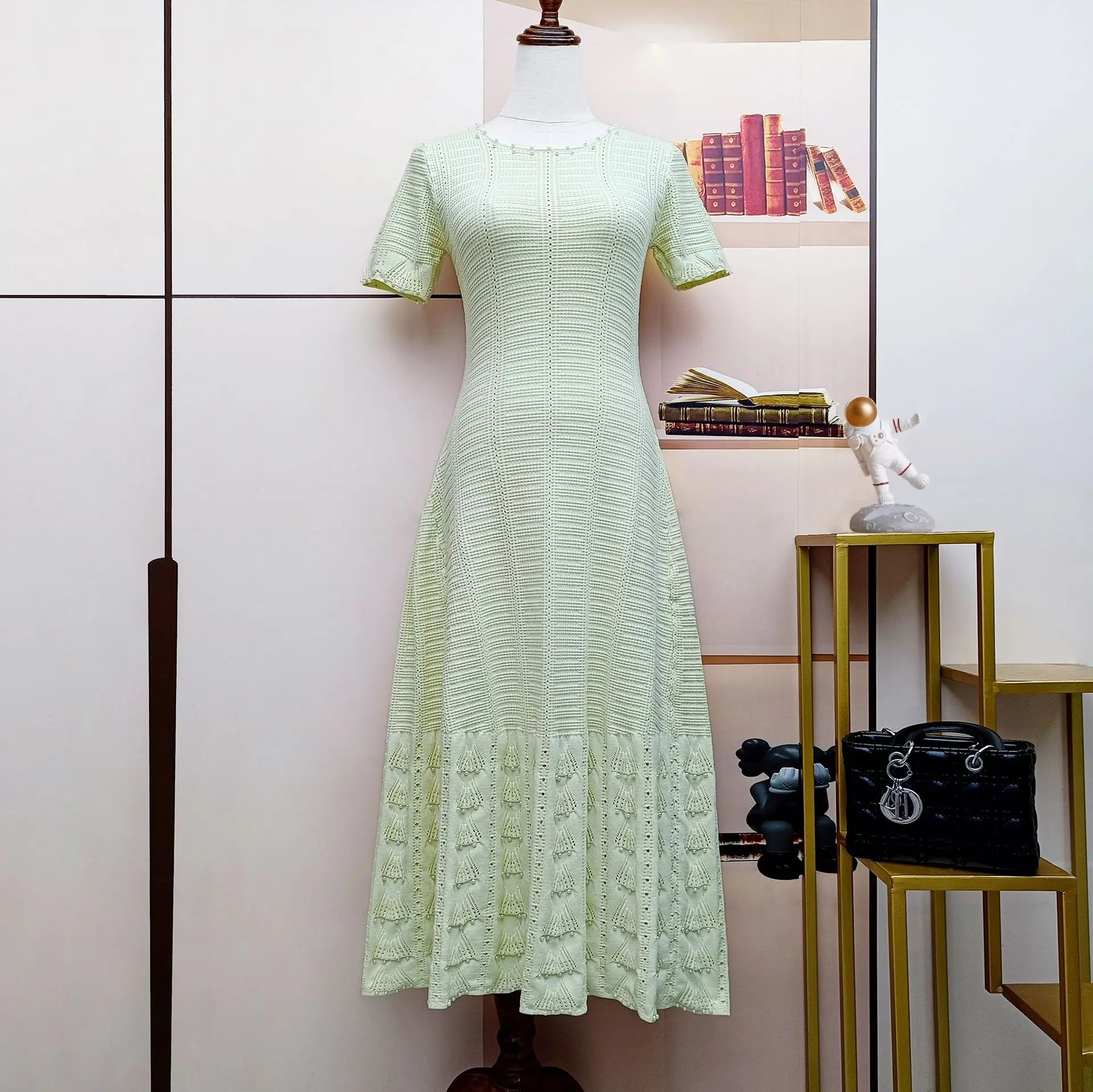 Spliced Hollow Out Knitting Sweet Dress for Women O-Neck Short Sleeve Slim Waist Beading Embroideery Pleated Dresses Female