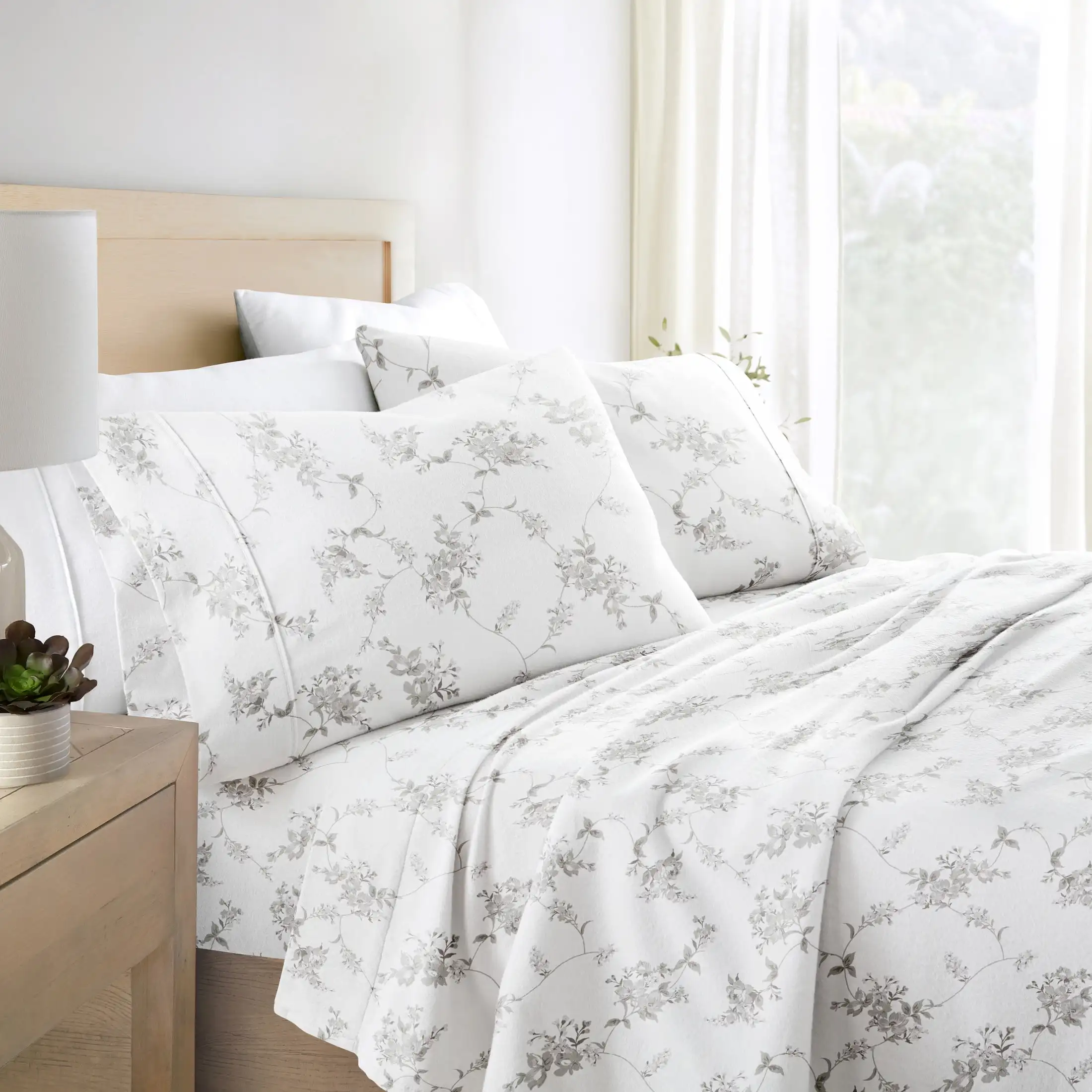 

Gray Sylvan Rose 4 Piece 100% Cotton Flannel Deep Pocket Sheet Set, Cal King, by