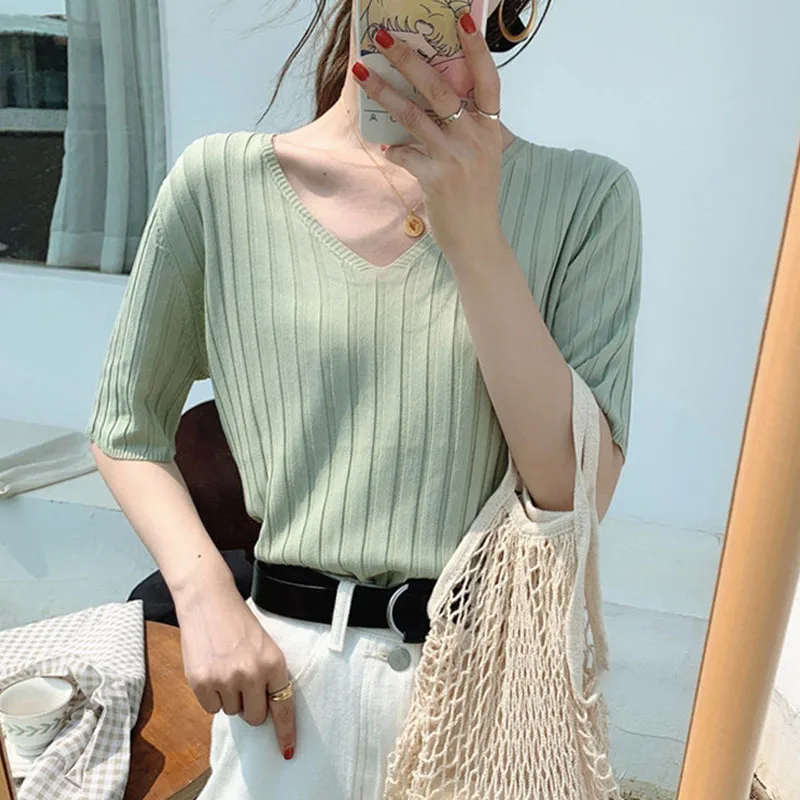 

Knitwears Knitted Sweater Women Pullovers Casual Black V-Neck Knit Sweater Pullover Women Tops Short Sleeve Women Clothing Q3425