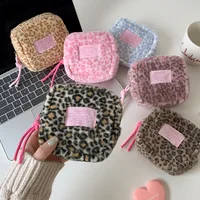 Bolsa de cosméticos cuadrada de felpa con estampado de leopardo, bolsa de toallas sanitarias portátil para niñas, bolsa de maquillaje pequeña para estudiantes, monedero con cremallera, tarjetero