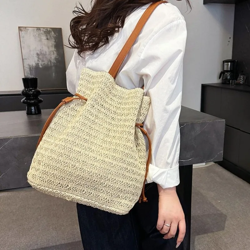 

Unique Paris Designer Vintage Crossbody Bag for Women Luxury Leather Handbag with Letter Logo Capacity