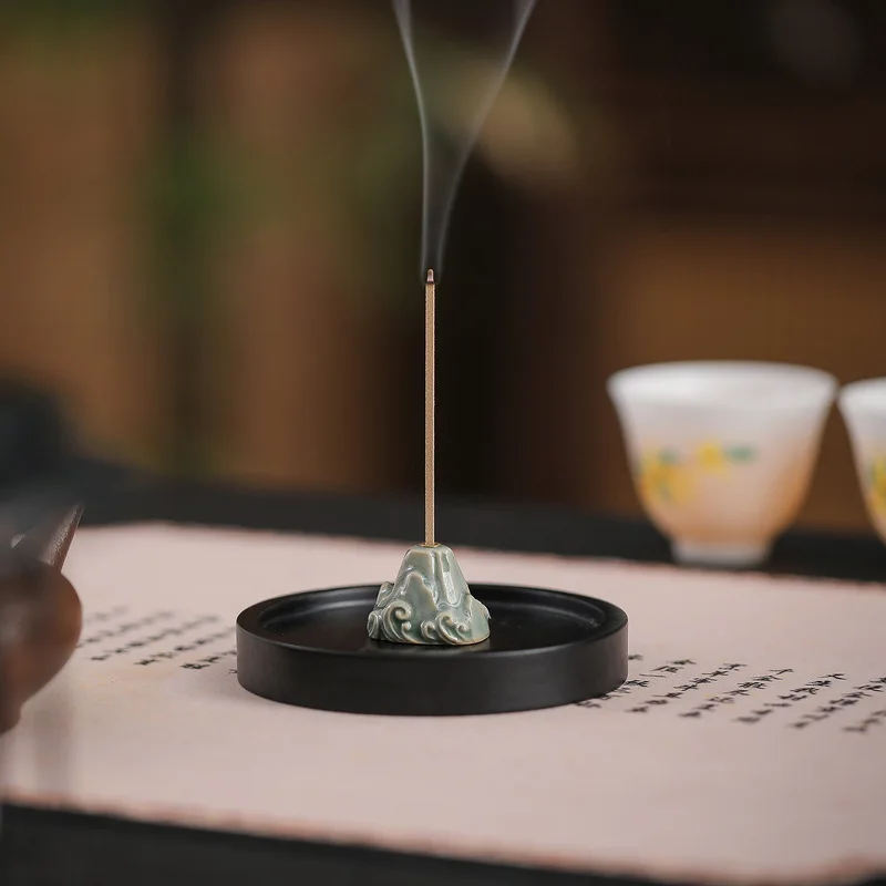 Chinese Zen Mountain Ceramic Incense Burner, Indoor Stick Incense Holder, Small Aromatherapy Censer, Tea Ceremony Desktop