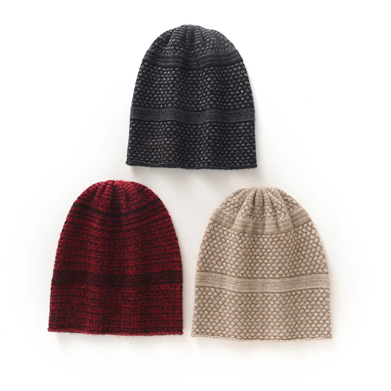 السيدات 100% الكشمير الخالص حصيرة المنسوجة سميكة الدانتيل محبوك قبعة لخريف وشتاء الدفء ، باوتو كومة قبعة حماية الأذن للرجال