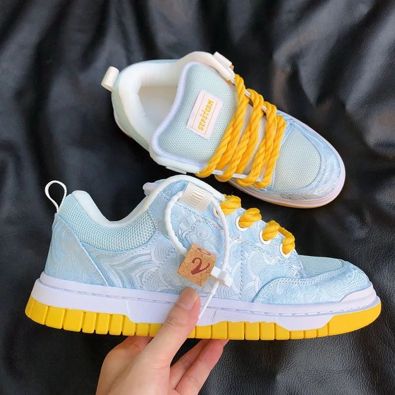 Light Blue New Chinese-Style Loafers, Large Size Men's Casual Shoes, Breathable Satin, Wear-Resistant, Versatile, Fashionable Canvas Shoes, Sneakers