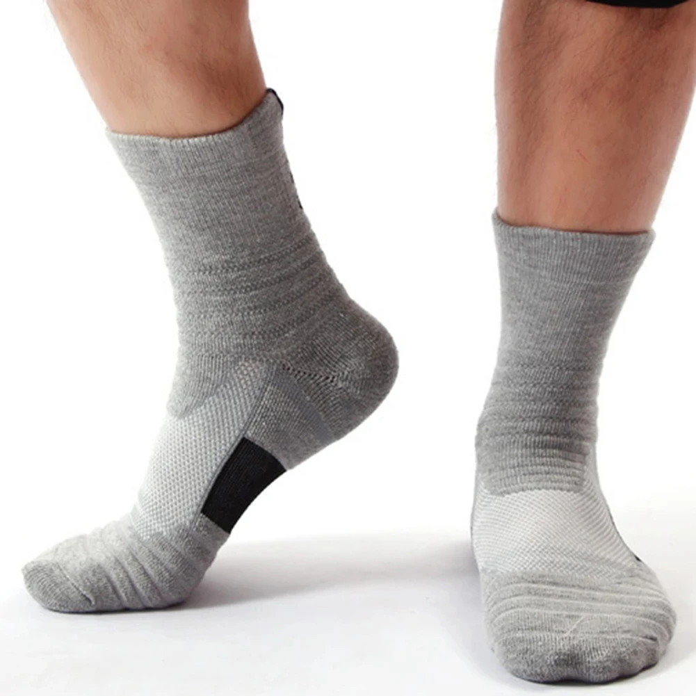 Atmungsaktive Socken Qualität Sport profession elle High Road Fahrrad Socken Männer und Frauen Outdoor-Sport Rennen Radfahren Basketball Socken