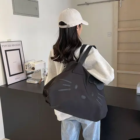 Sanrio Hello Kitty Svart Axelväska Y2K Söt Hopfällbar Stor Resväska San Liou Casual Handväska Tecknad Bärbar Mångsidig Handväska 8 best sales svart Hello Kitty-väska - №5