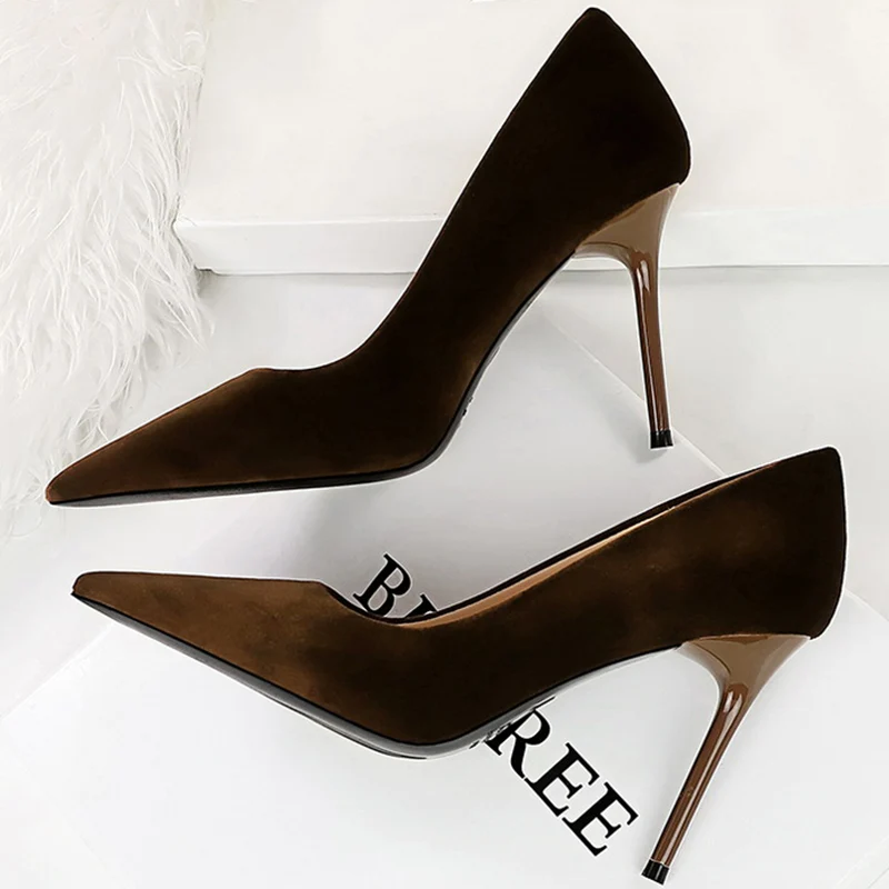 Fashion Women 9.5cm High Heels Burgundy Velvet Pumps Scarpins Wedding Bridal Stiletto Heels Lady Pointed Toe Evening Party Shoes
