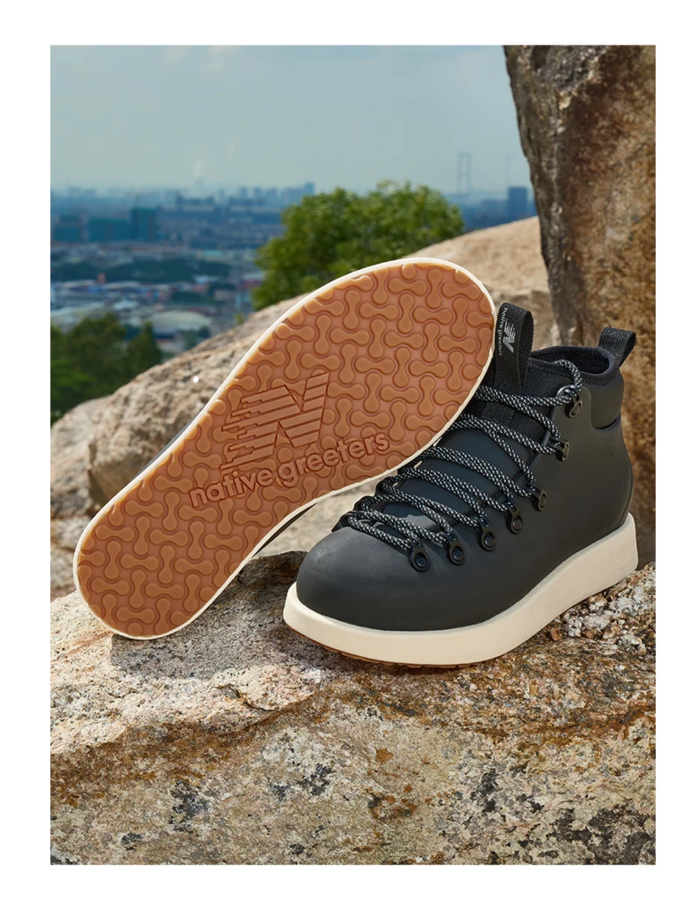 

2025 new hot sale outdoor hiking boots military boots book combat boots combat boots desert boots mountaineering boots