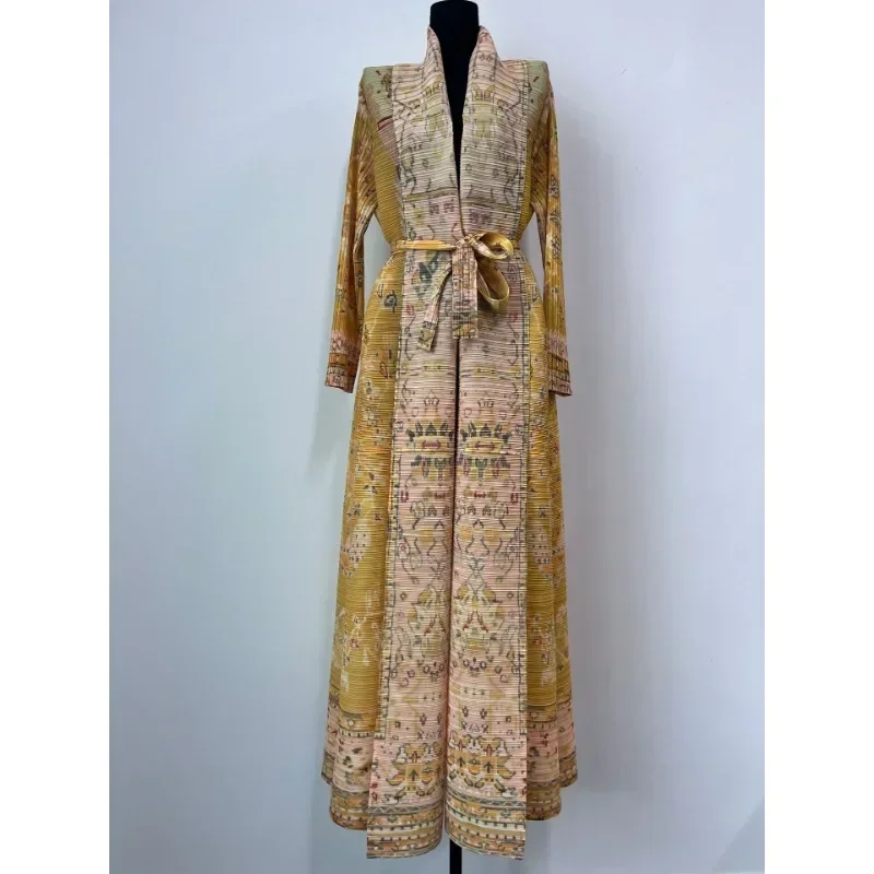 Miyake Autumn/Winter New 2025 Versatile Long Sleeved Windbreaker Coat 58 Inch Long Cape Printed Women's Fashion Women's Wear