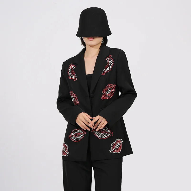 سترات سوداء فرنسية أنيقة للركاب صناعة ثقيلة نمط شفاه ماسية واحدة الصدر ضيقة متعددة الاستخدامات بدلة نسائية للخريف