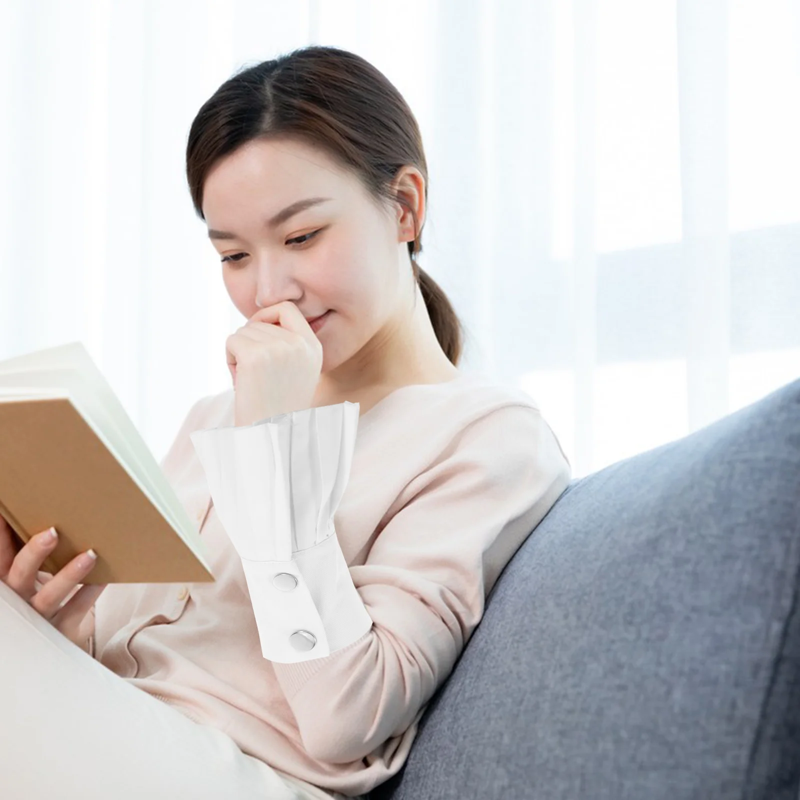 

2pcs White Detachable Fake Sleeve Cuffs Lightweight Chiffon Ruffle Wrist Cuffs For Women Decorative Shirt Dress Accessory