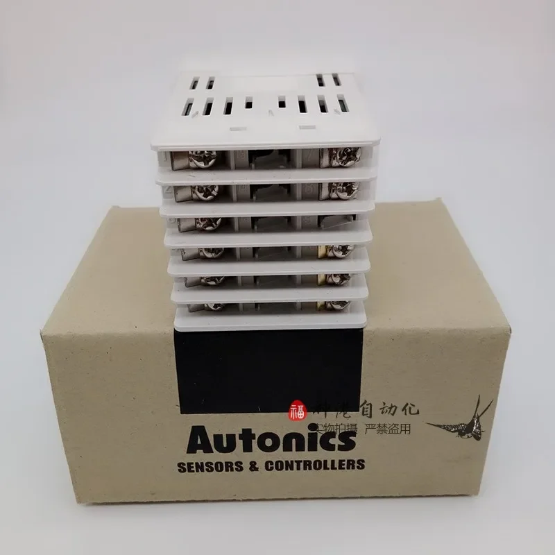 Autonics Autonics TC4S-14R Standard Temperature Controller 100-240VAC