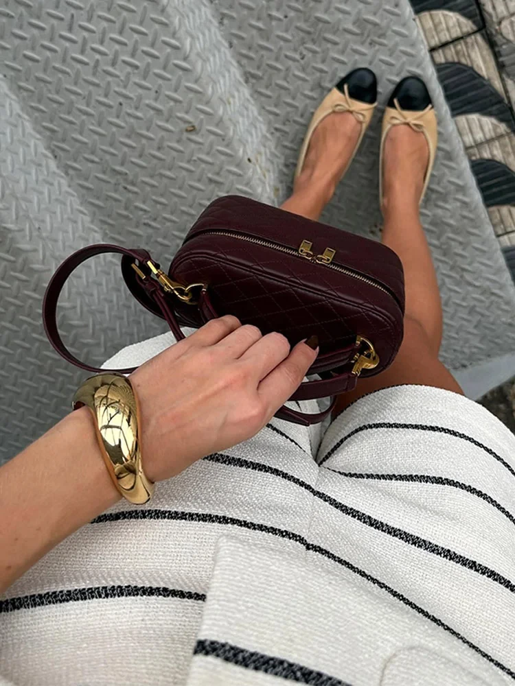 Elegant Knitted Striped Shirts Shorts Sets Loose Lapel Short Sleeve Cardigan High Waist Short Pants  Summer Commute Outfits