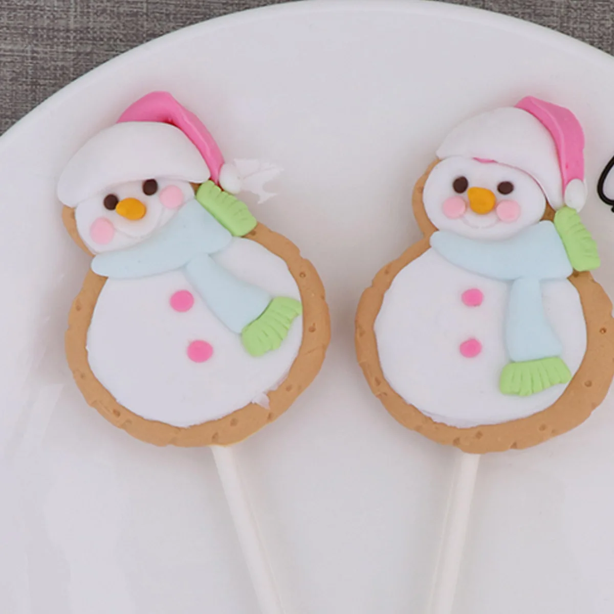 

3Pcs Cake Ornaments Polymer Clay Christmas Toppers Snowman Cupcake Picks Party Decoration Dessert Topper Cake Ornaments