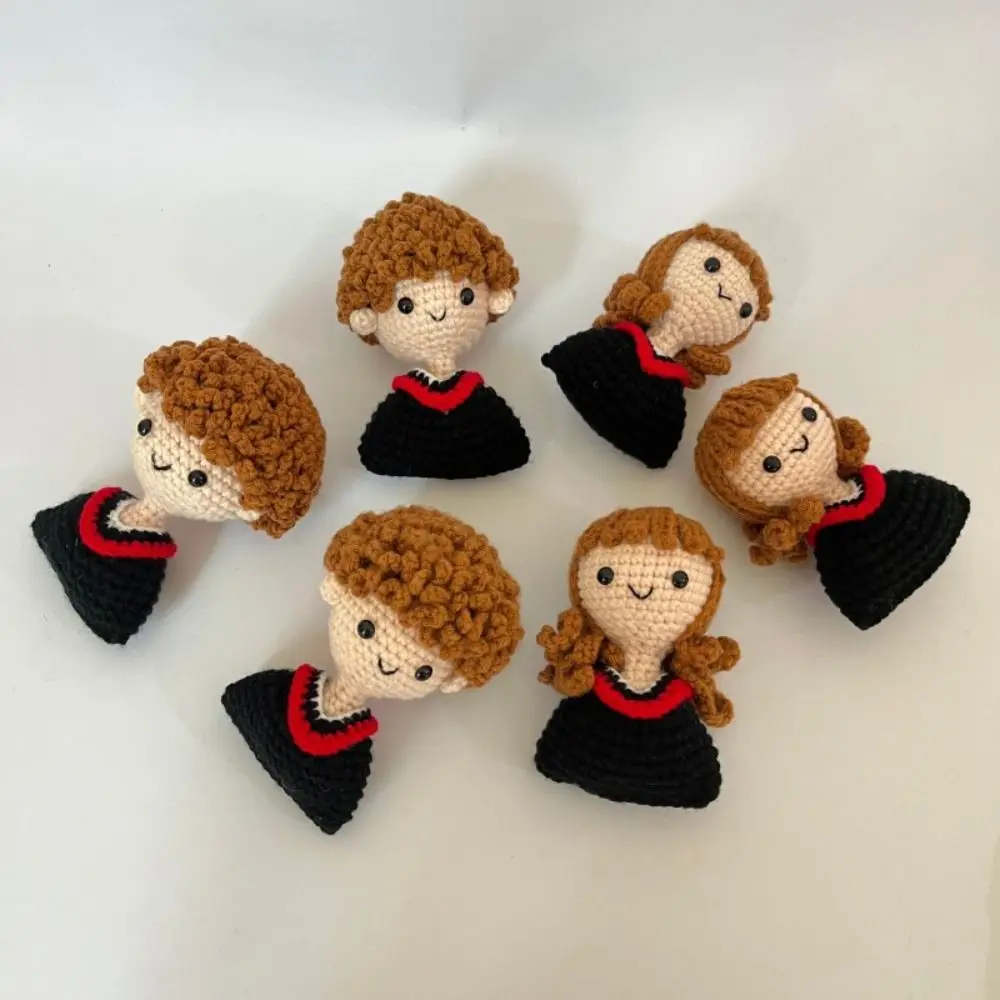 Friends Gift Handmaking Crochet Graduation Woven Soft Wool Knitted Key Ring Hanging Ornament Mini Knitted Backpack