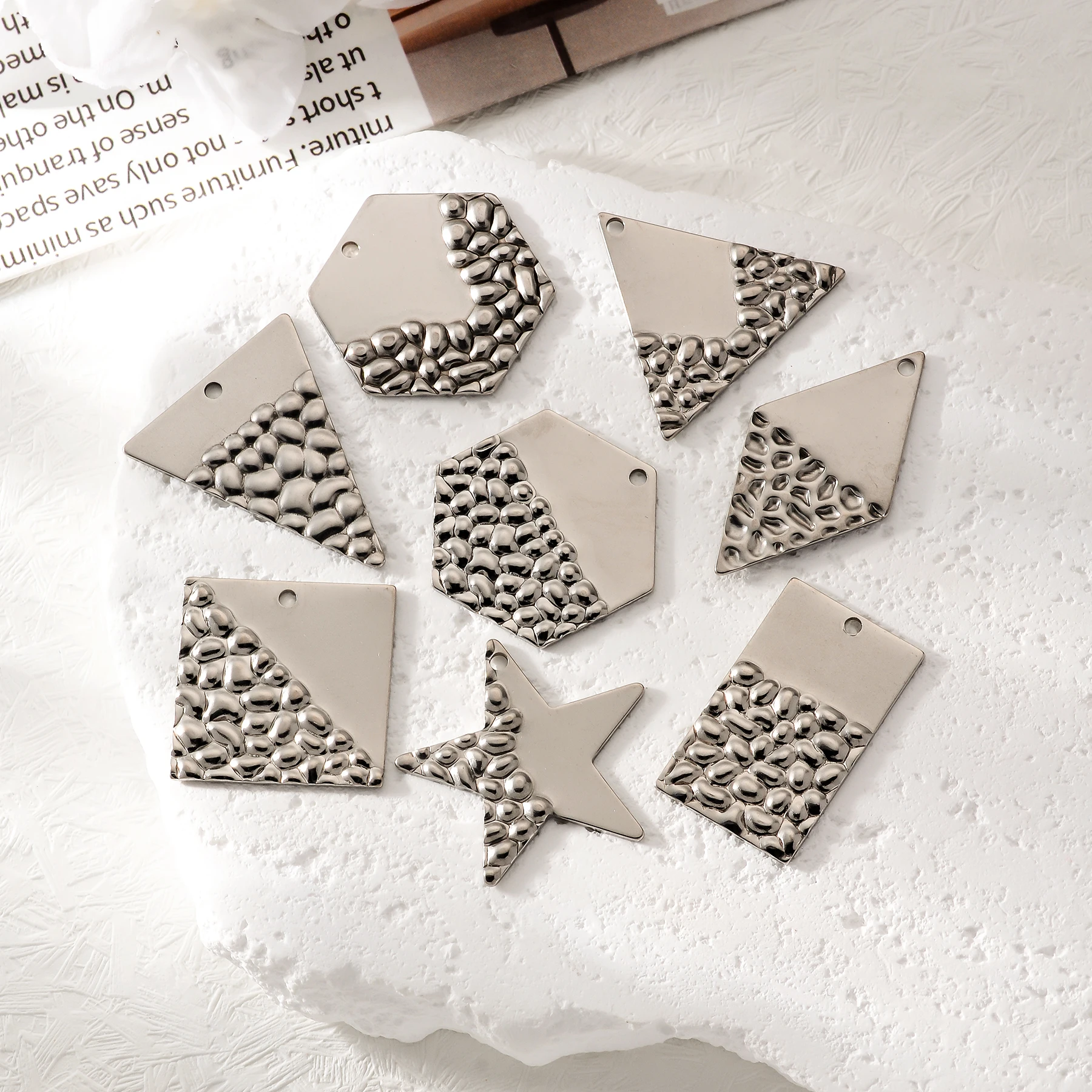 10 Stück Edelstahl-Textur-Anhänger, geometrische Formen, Dreieck, Rauten, Stern, DIY-Ohrringe, Schmuckherstellungszubehör – Detail 4
